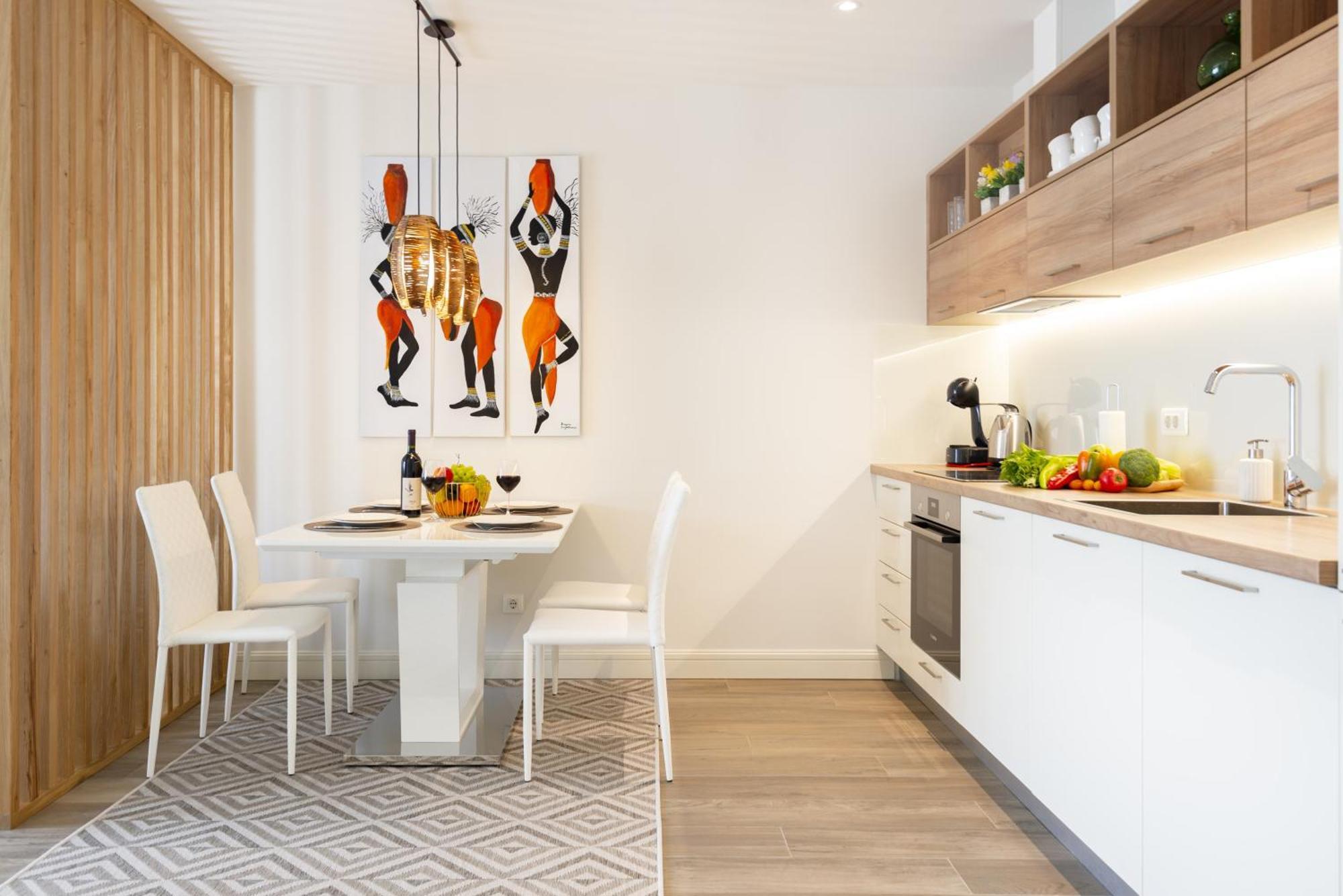 Lustica Apartments Central Tivat Zimmer foto